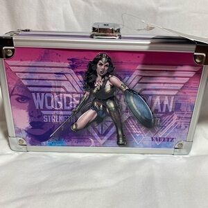 NWT Wonder Woman Vaultz Storage/Pencil Case